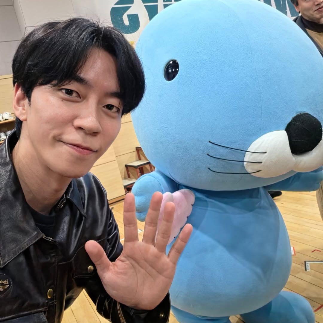 신성록 쓸데없는 정보봇 tweet media