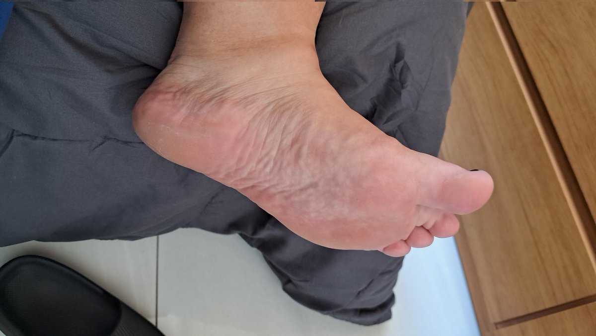 Smooth Brazilian tweet media