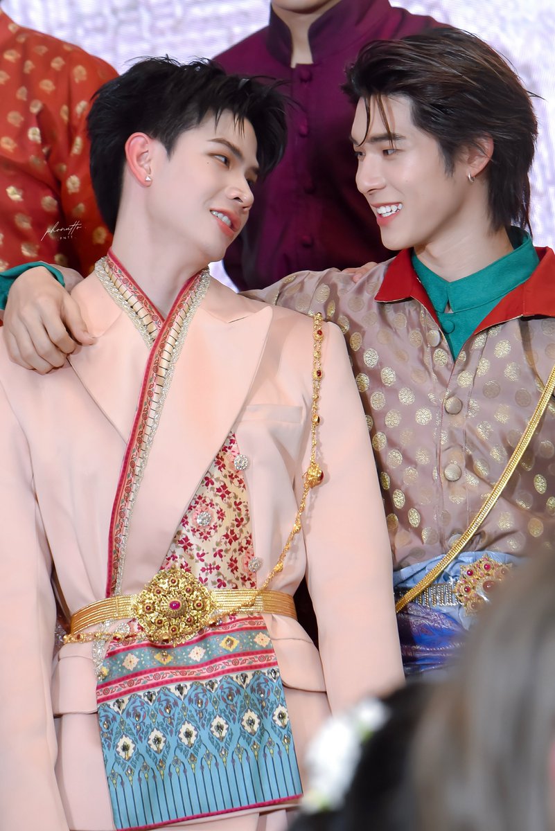 ความซัพพอร์ตกันและกันของ 2 พี่น้องเชียงใหม่ไลน์ dmd gen 3 

LOVE UPON A TIME EP1
#ภพเธอEP1
#LatteTNC #twnpich