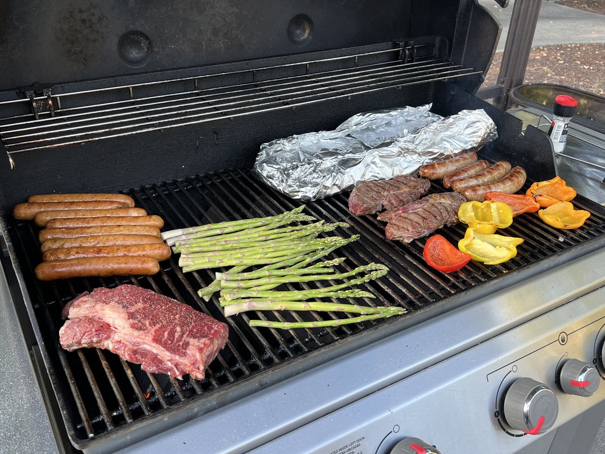 てかりん tweet media