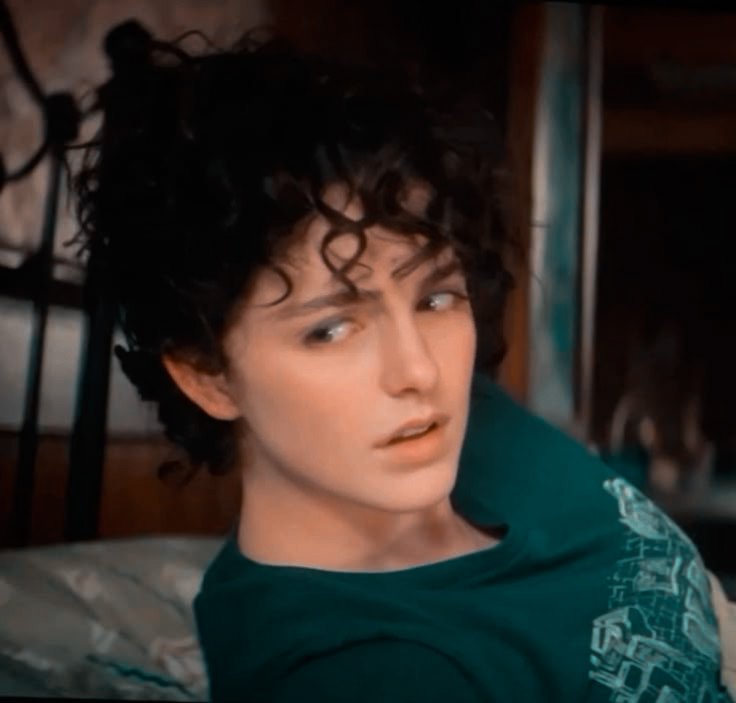 ✌︎㋡⚛︎𝘗𝘩𝘰𝘦𝘣𝘦 tweet media