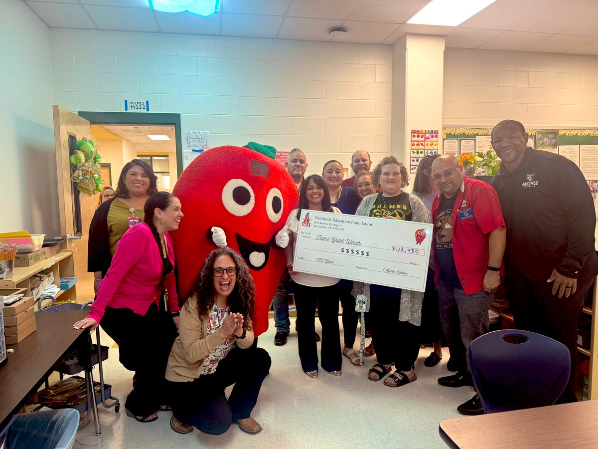 Lillianrose28's tweet photo. Huge Thank you to @nisdnef for our Team Grant!!! We are so excited about our sensory room. @NISDHolmes @eileen_barboza @simmons0518 @Barrera_Holmes https://t.co/XTpY8GdW67