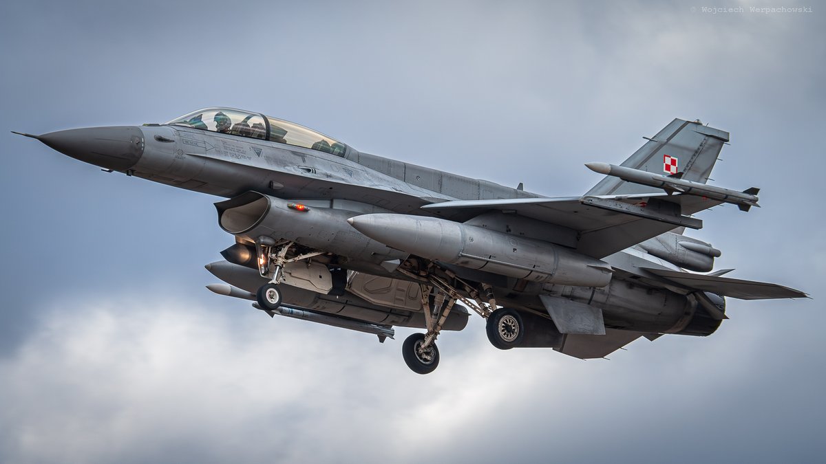 Woit 🇵🇱 tweet media