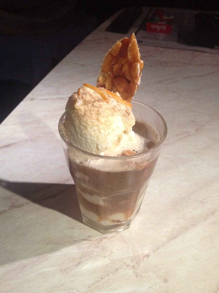 TheRoadknight tweet media