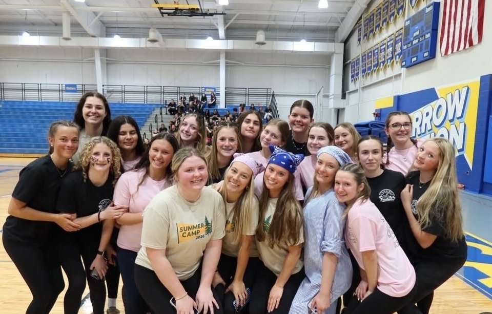 SUA_SOFTBALL's tweet photo. The girls at Intramurals!!! https://t.co/86b5qJVB2V