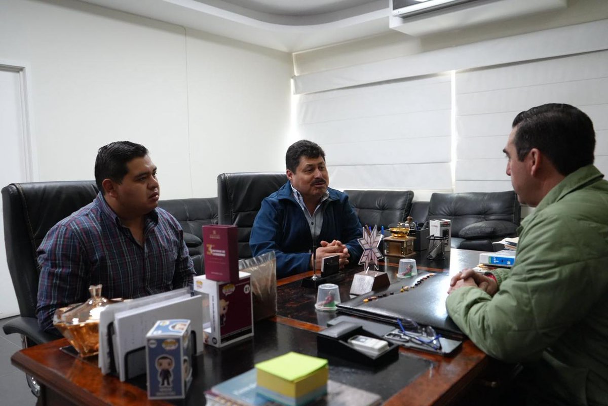 Napoleón González Pérez tweet media