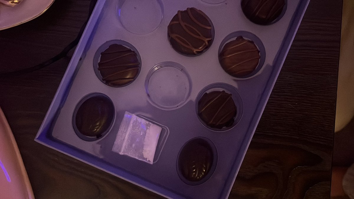 Tysmooth6969's tweet photo. Life is like a box of chocolates. Never know what ur gonna get. https://t.co/DulaUERWP5