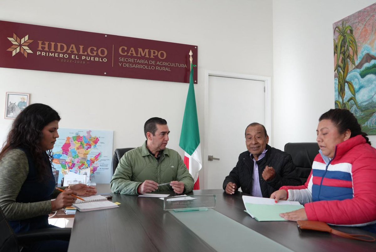 Napoleón González Pérez tweet media