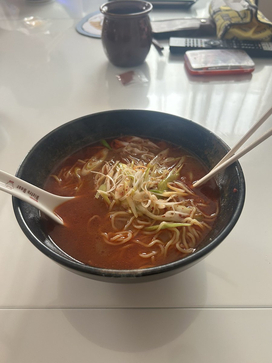 ビバ・無職 tweet media