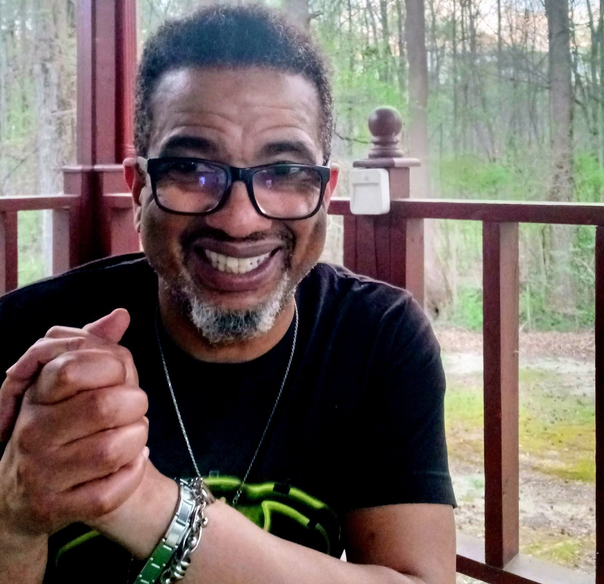 Jimmy_Harper's tweet image. Hello 👋🏽 Happy Friday

Sitting outside this evening after creating digital art all week. Taking a little break and enjoying the breeze. It’s about 61°F — really nice and comfortable

#SmileMaker #CreativeLife #PositiveVibes #WeekendMood #JimmyHarper