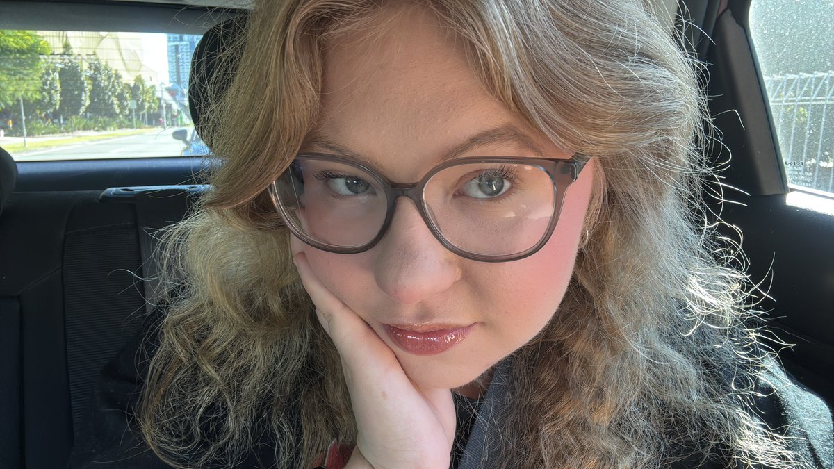 bri 🌷 tweet media