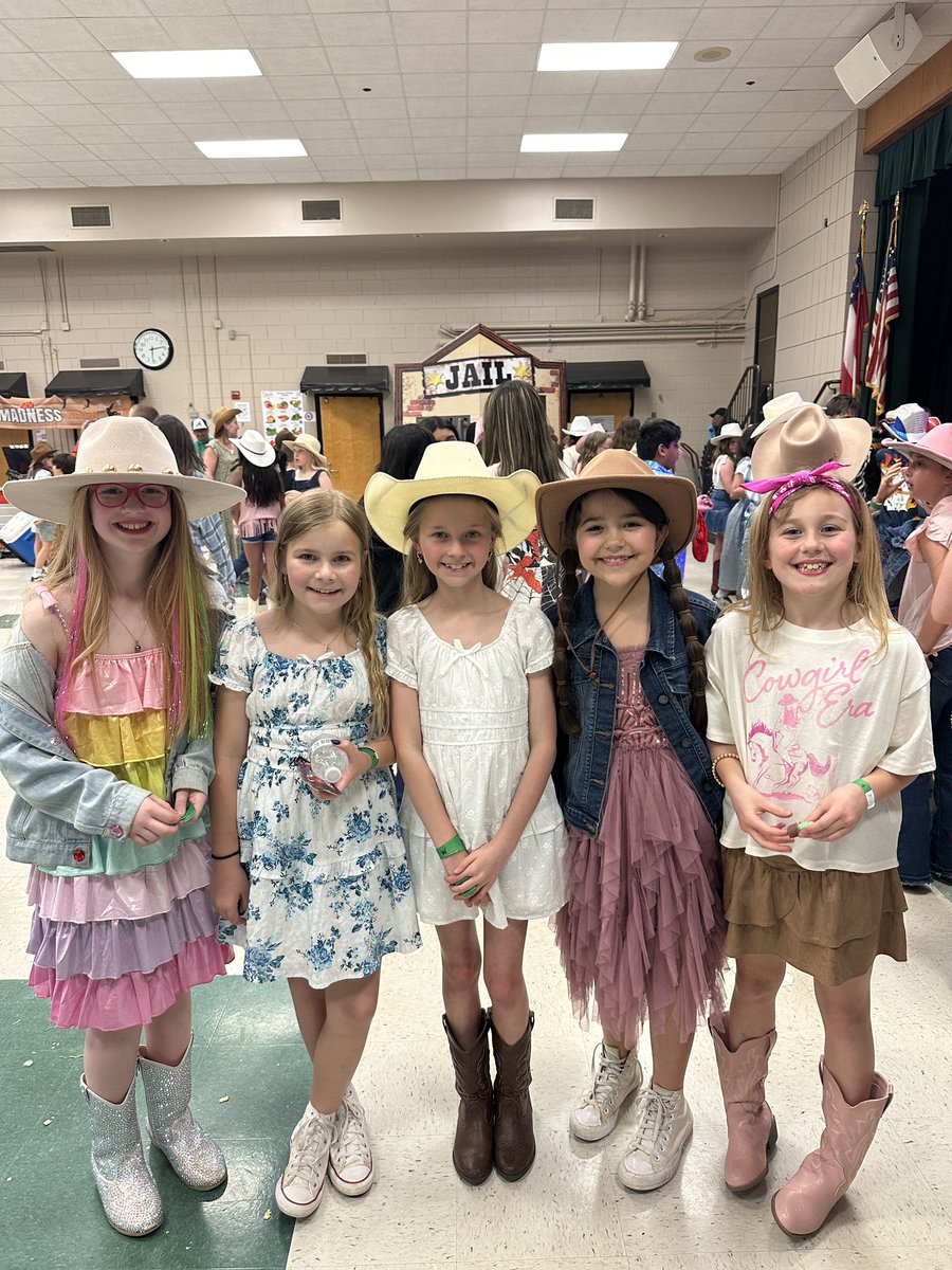 Madison Wright tweet media