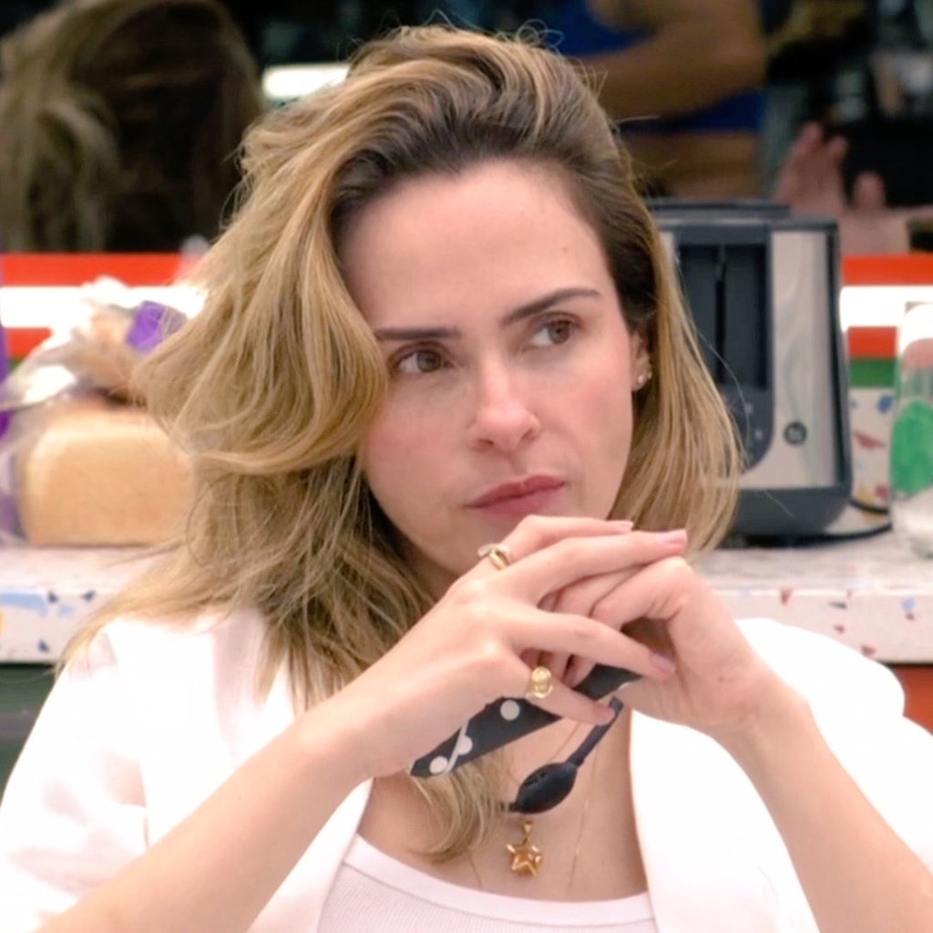 Nina 🤍 tweet media