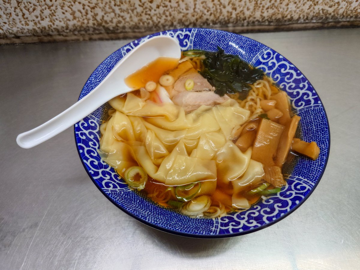 senia_ange's tweet photo. 西新井 #西新井ラーメン ワンタンラーメン

これまで何度もお世話になった西新井ラーメン��、2026年3月31日で閉店するとの事。
悲しい…(´；ω；｀)
ワンタン麺はいつもと変わらぬ味わいで最高に美味しかったです。

駅前に店を構えたようなので、そちらにも訪問したいです。 https://t.co/EPy3MCLtNs