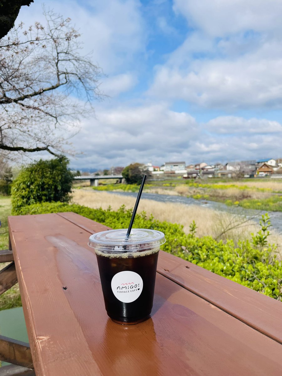 atelier_AMIGO's tweet photo. 暖かくなってきましたね🌞
本日天気も良く、絶好のさくらテラス日和🌸
モカブレンド いるま川を飲みながら是非ゆったりしてください

#入間市文化創造アトリエアミーゴ #テラス #テラスカフェ https://t.co/SNYXgT7JyP