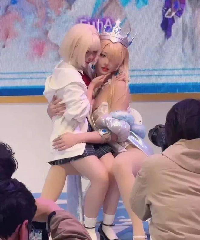 florence legal tweet media