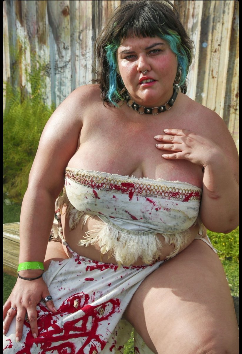 Robin LeFay tweet media