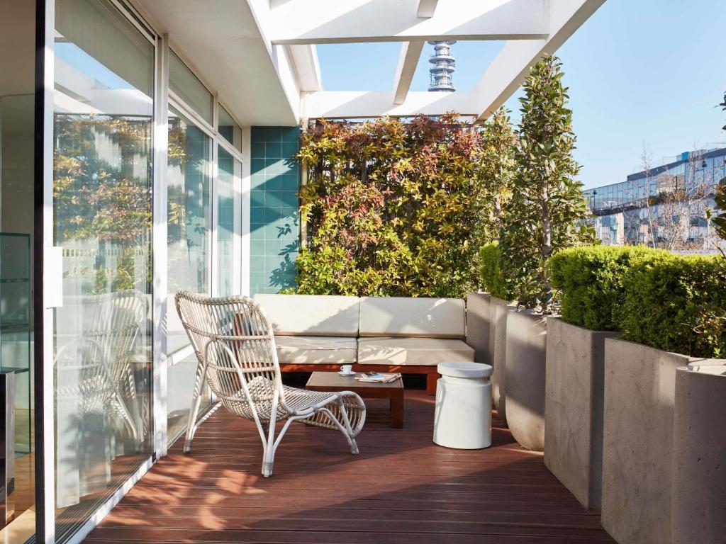 عطلات tweet media