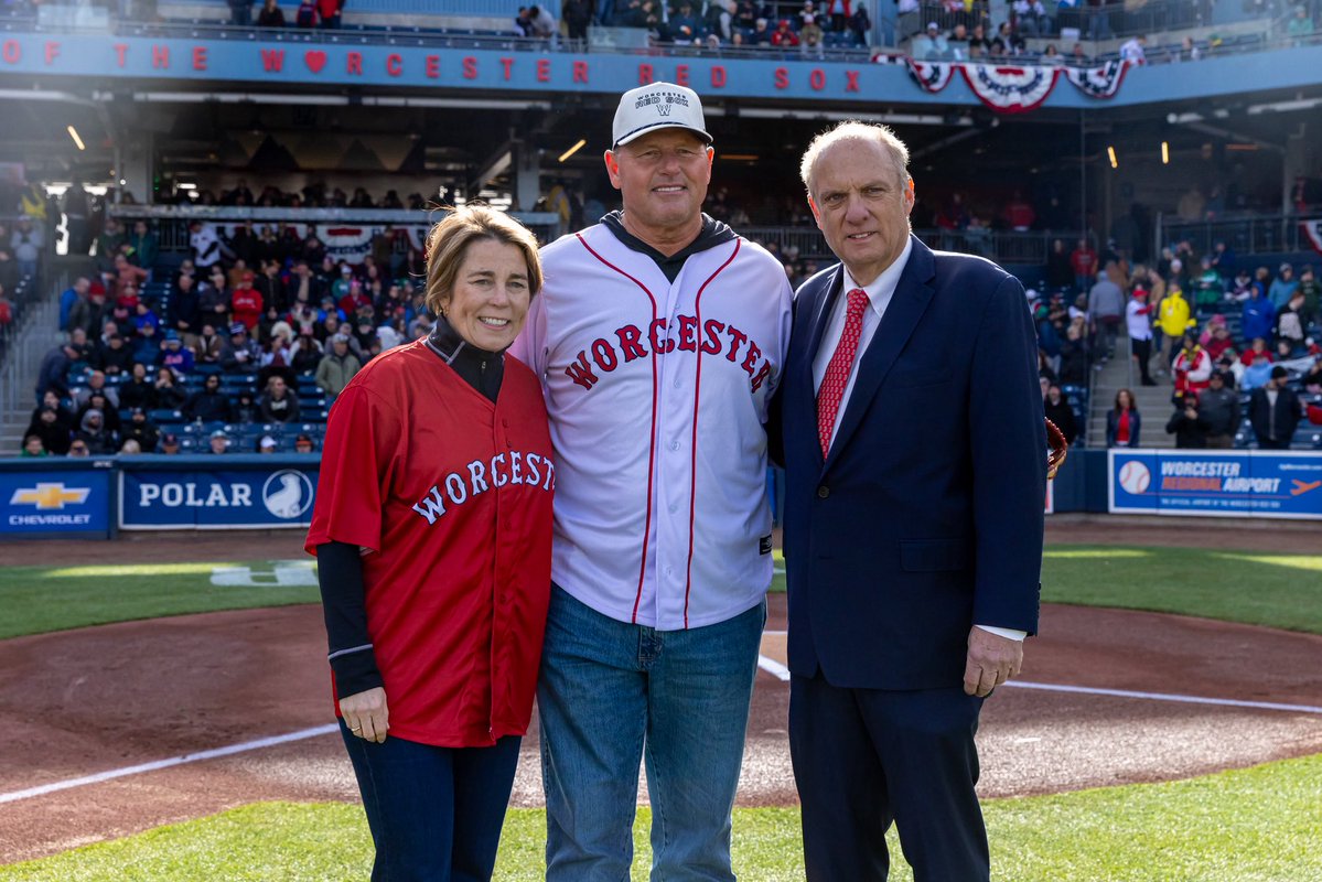 Governor Maura Healey tweet media