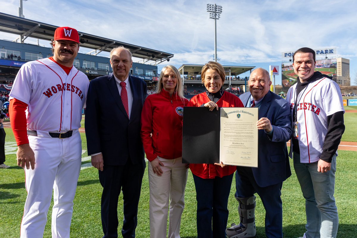 Governor Maura Healey tweet media
