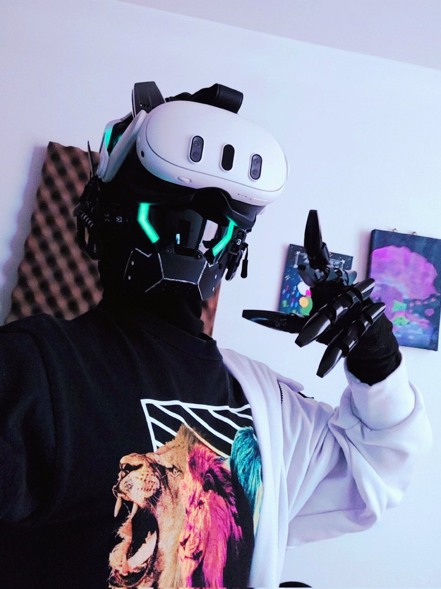 protuniks's tweet image. Still like this pic a lot

#cyberpunk #robot #mask