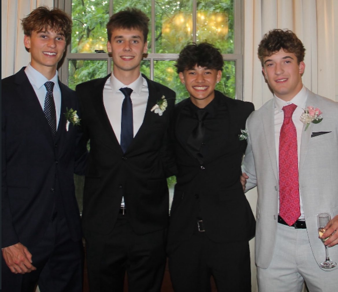 🇨🇦gayboy tweet media