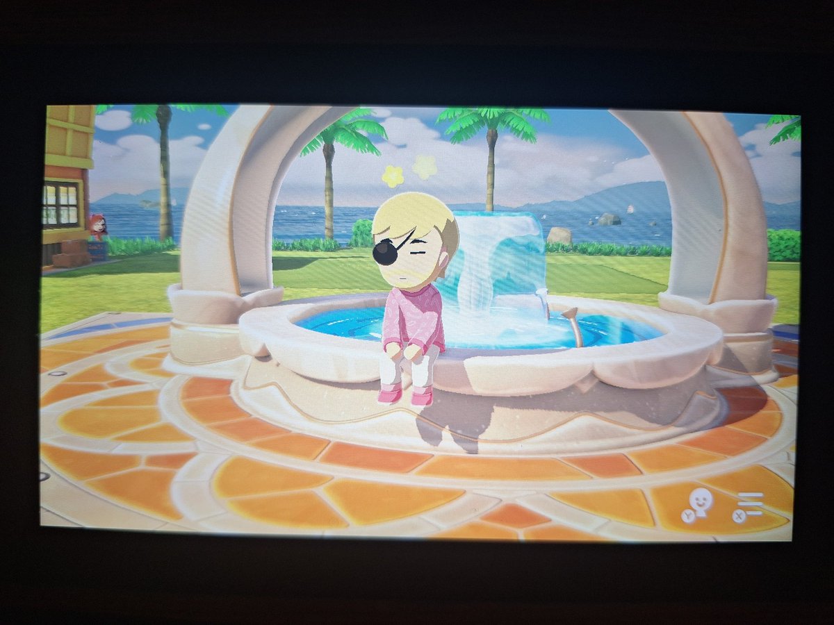 KISSMOOCHBALLCLOUD tweet media