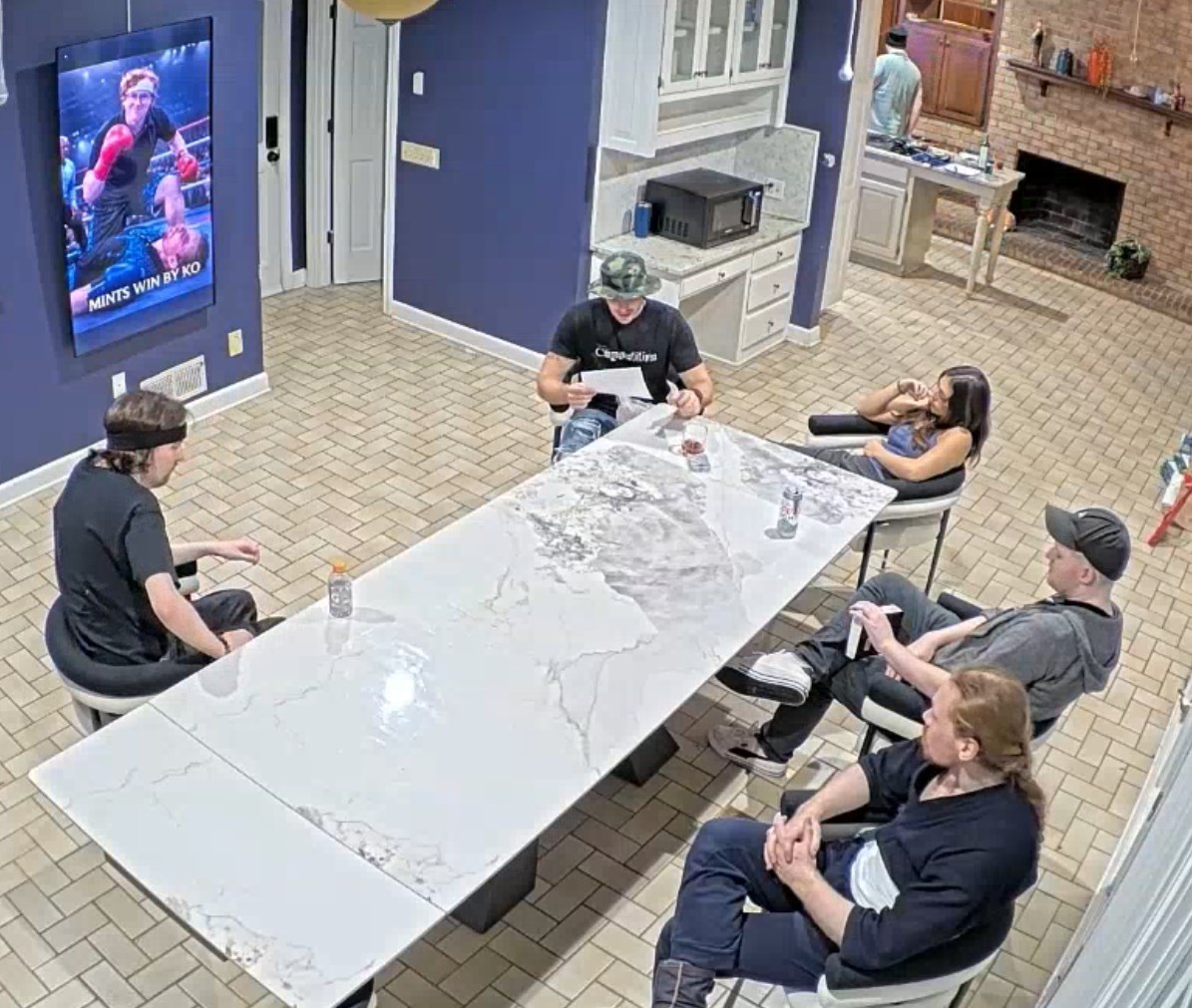 ざわ..ざわ.. tweet media