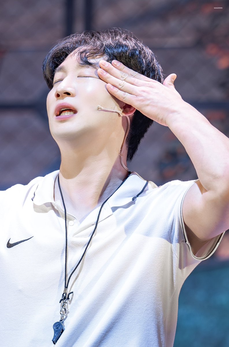 𝕦𝕦𝕦𝕟𝕟𝕟 tweet media