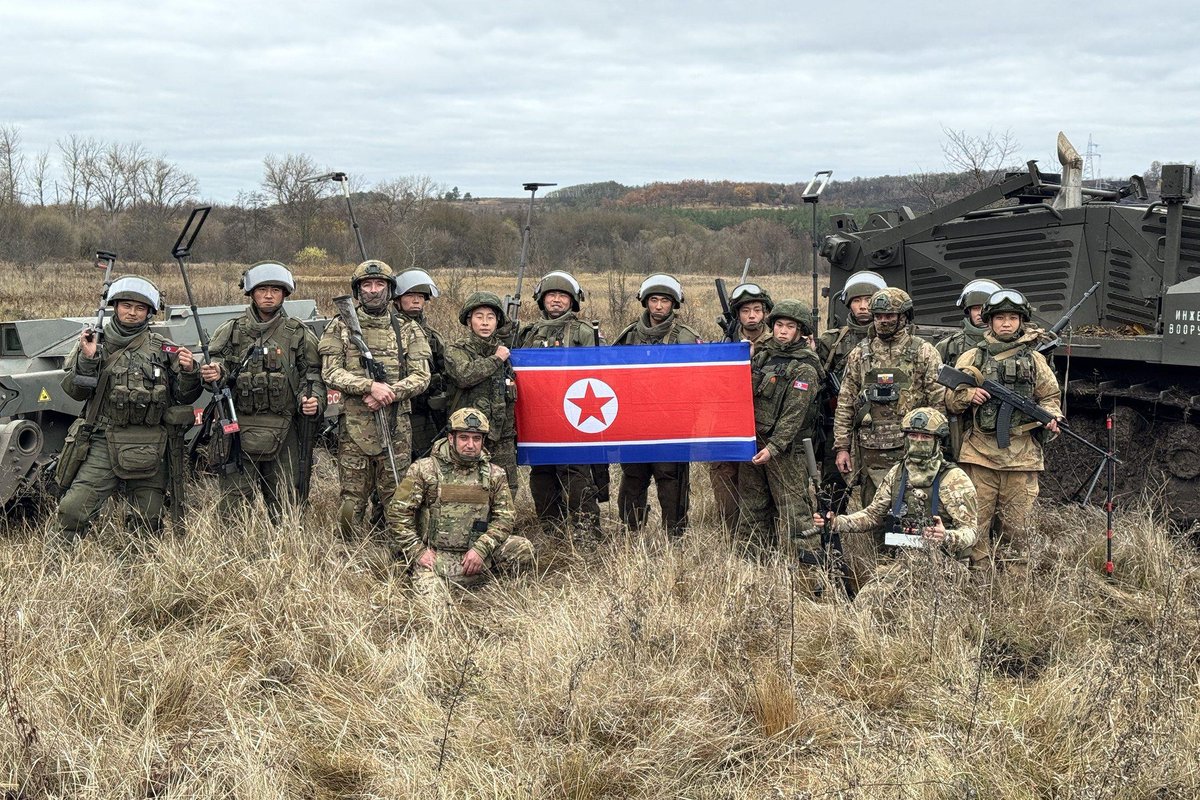 TheGreyPatriot_'s tweet photo. 🇷🇺🇰🇵 Today's work of North Korean sappers in liberated Kursk Oblast.
Yes they are still there.
#Russia #Russians #Russian #Today #SVO #Kursk #Korea #Korean #DPRK #KPA #NorthKorea #Sapper #Military #Army #Tactical https://t.co/hKmVT18LwE