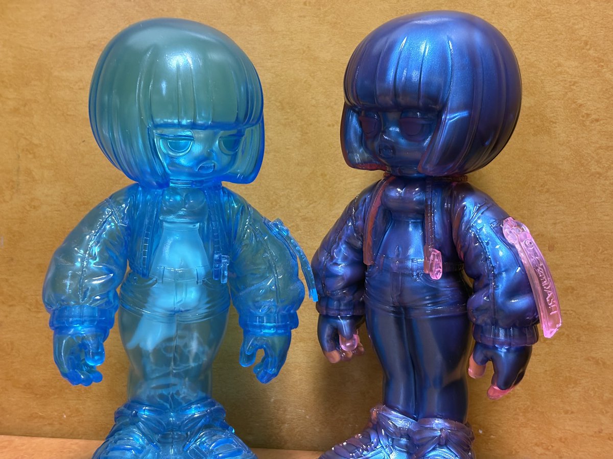 matatabeat's tweet image. MOVE MERCURIAL BLUE届いちゃ！
色合いがクリアのようなメタリックのようなでしゅごい
同じクリア素体の子とも印象違くてすごい良い #emdash