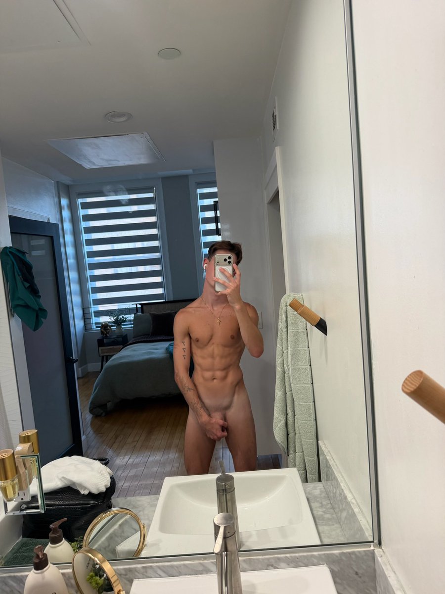 Going live soon on OF (8PM PST) TONIGHT