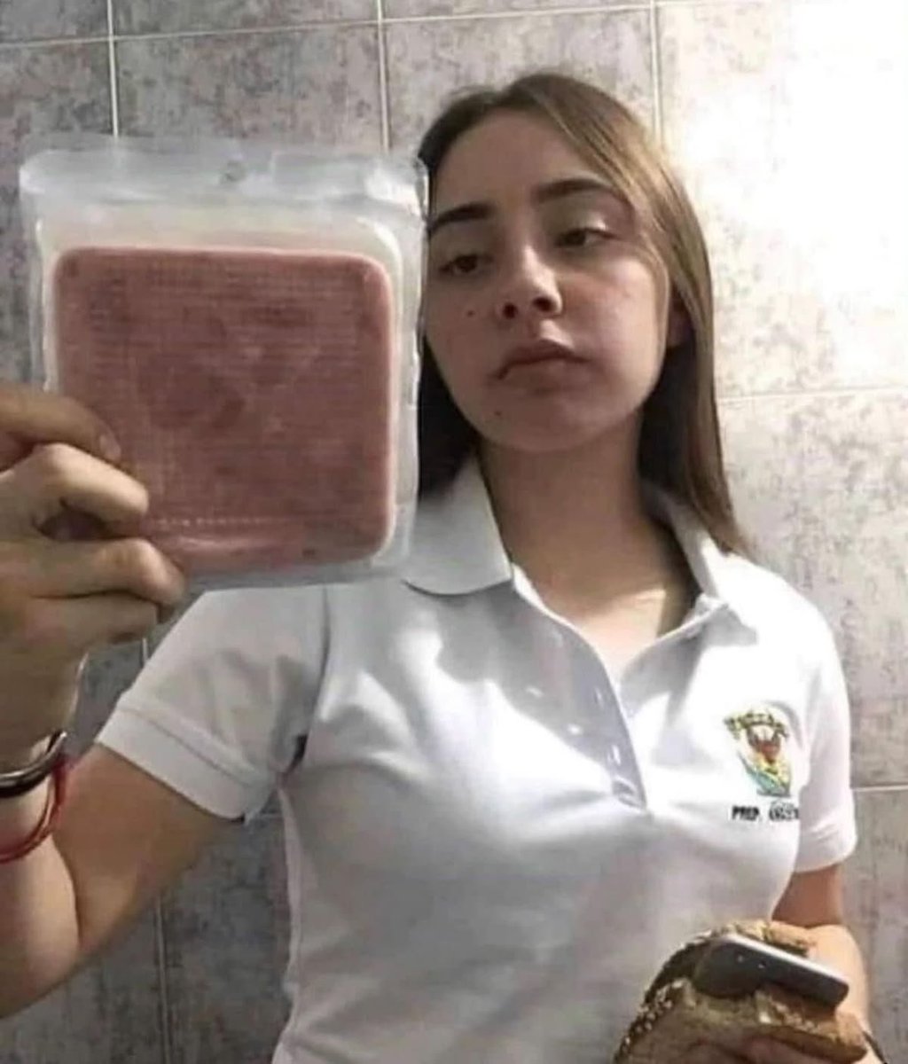 insane poses (@insaneposes) on Twitter photo 