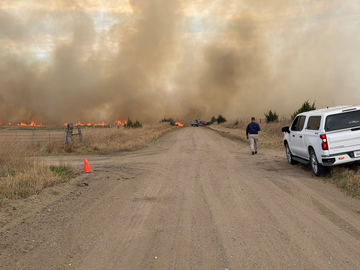 HarveyCountyKS's tweet photo. UPDATE (7:38 p.m.): Emergency responders have stopped the forward progress of the grass fire near the Harvey/Reno County line. Responders will continue mop-up work and monitor the area over the next several hours to check for hot spots.

(Photo from the scene earlier today.) https://t.co/cs6SEPWt25