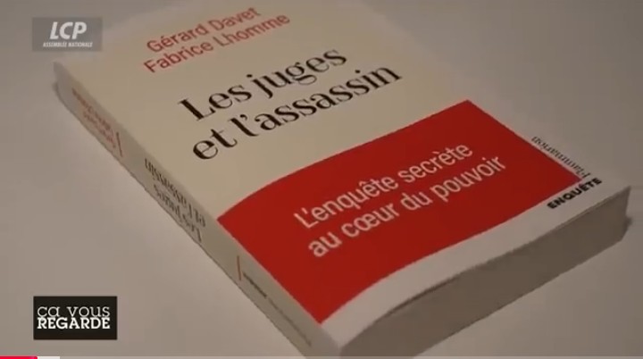 Galex17200's tweet image. 🇨🇵"LES JUGES ET L'ASSASSIN"

📚G.Davet et F.Lhomme

«COULISSES d’une AFFAIRE d’ÉTAT»

"..CRISE SANITAIRE 2019
«Les Juges» sont ceux de la #CJR Institution qui juge les membres GVT pour Actes Délictueux Criminels commis dans l'exercice de leur mandat.."

youtu.be/RyJrZh_bETI?is…