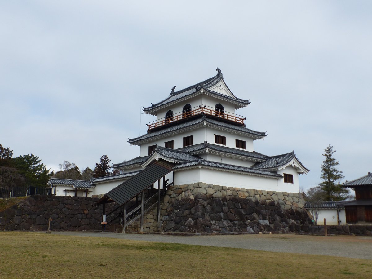 白石城 tweet media