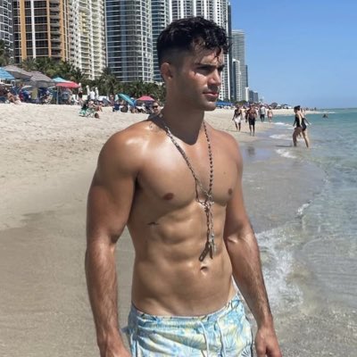 maxehrich's tweet photo. #NewProfilePic https://t.co/CI8A6HqzR1