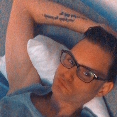 SvenHouston's tweet photo. #NeuesProfilbild https://t.co/d9jsumjkSl