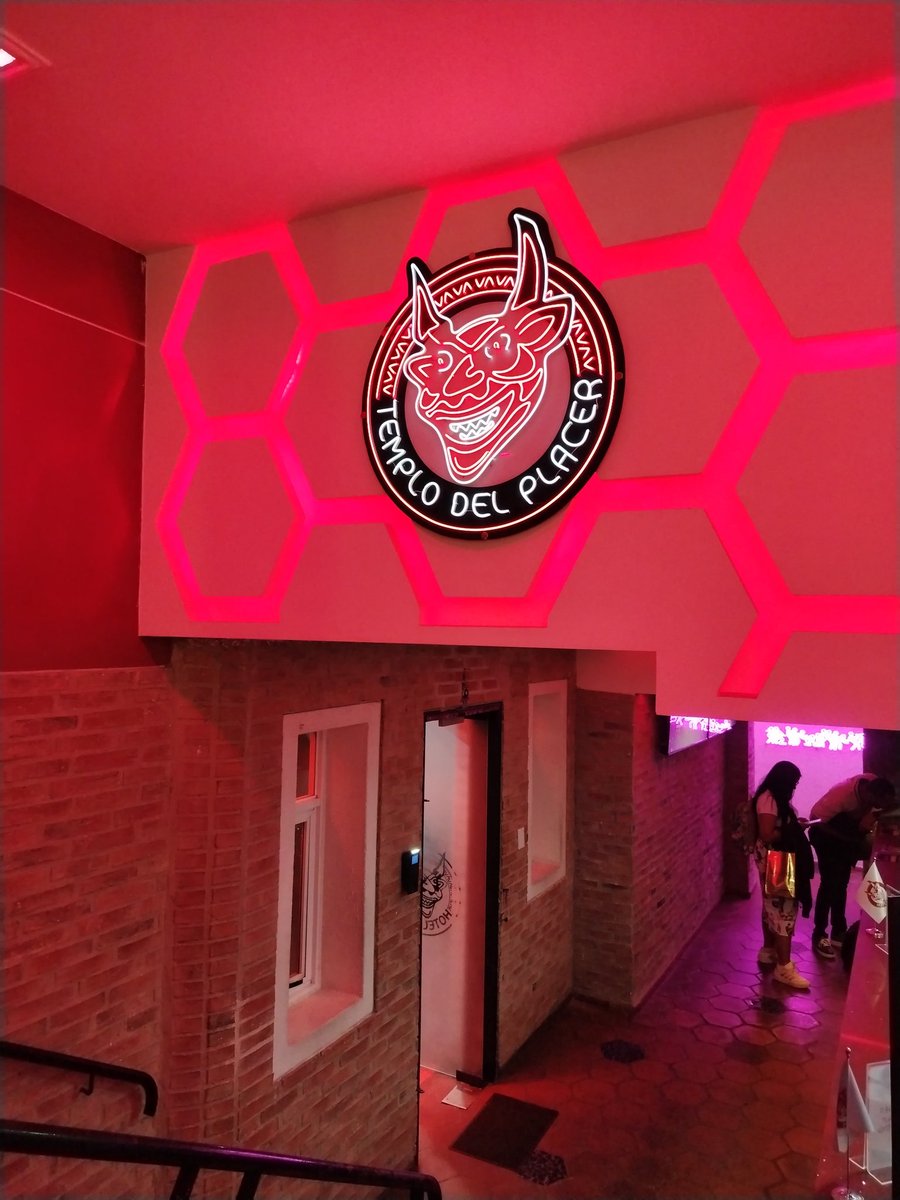 🅽🅰🅺🅰🆁🆈 🆈 🅲🅰🆁🅻🅾🆂 tweet media