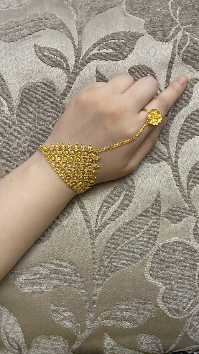 ثوىٰ tweet media