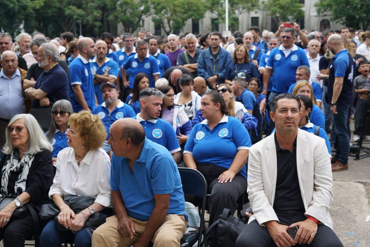 El Sindicato de Empleados de Comercio participó de la inauguración de la muestra “Resistencia de los trabajadores y trabajadoras organizados en dictadura”, en la Casa Nuestros Hijos (ex ESMA).
Memoria activa del rol del movimiento obrero en la defensa de la democracia.