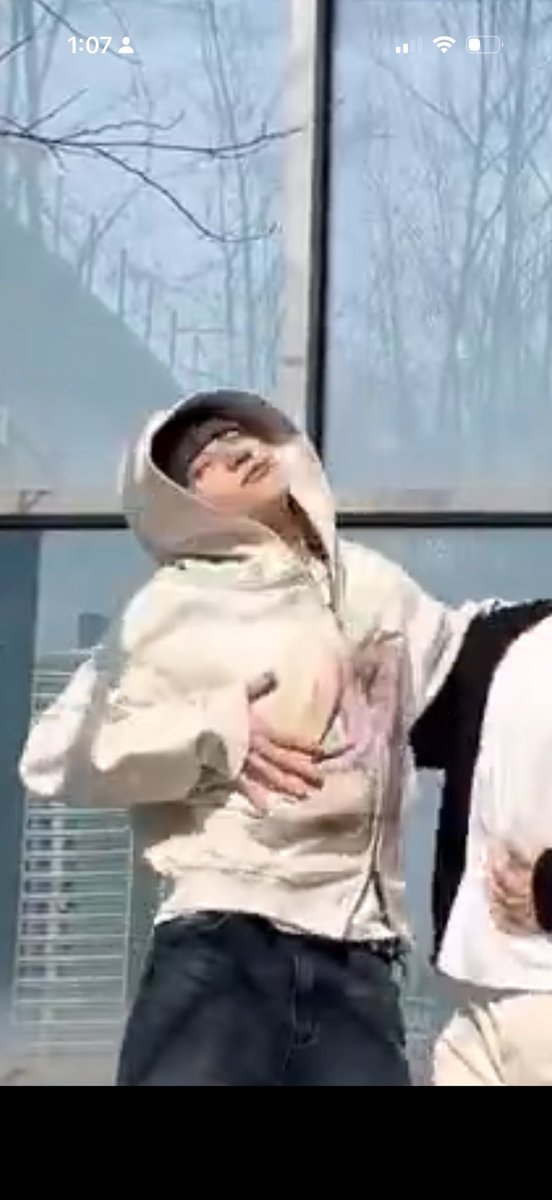 sai | ⭐️dom lockdown tweet media