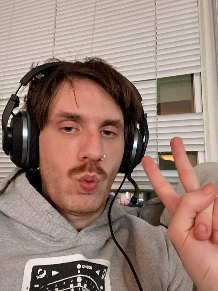 kenjataimu jones 🌹 tweet media