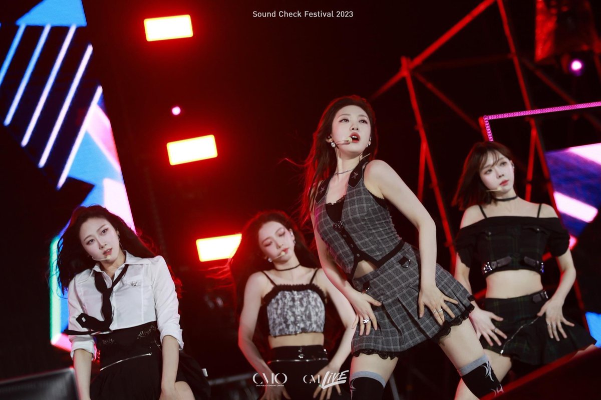 GiselleMuseum tweet media