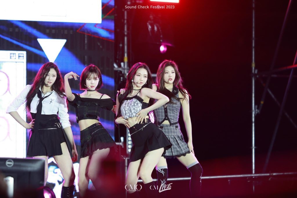 GiselleMuseum tweet media