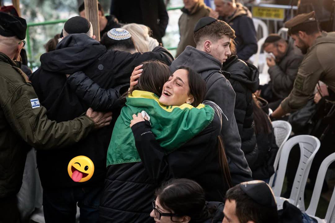 Broke 🇫🇷 tweet media