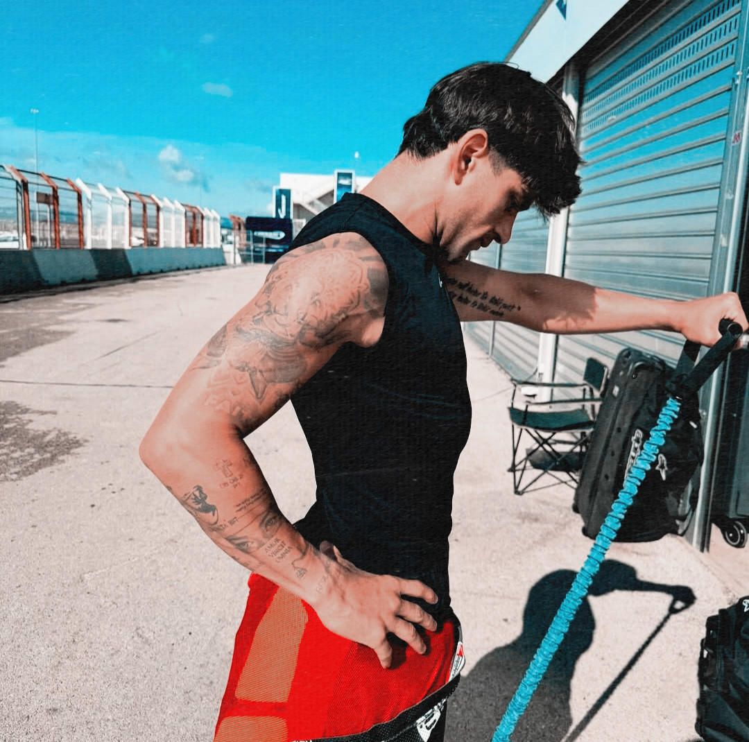 ᅟᅟᅟᅟ𝑴𝑨𝑻𝑨𝑫𝑶𝑹｡⁸⁹ tweet media