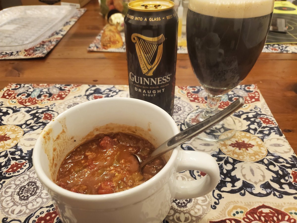 Sassy Pants tweet media