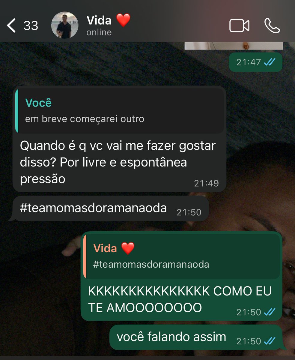 kammcp's tweet photo. eu falando junto, meu namorado pegando o costume logo dps 😭 eu amo esse homem https://t.co/FerqhXnmTU