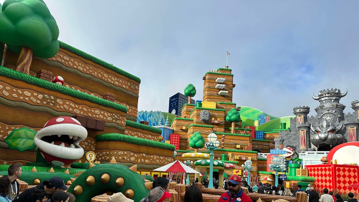 Scott Walker tweet media